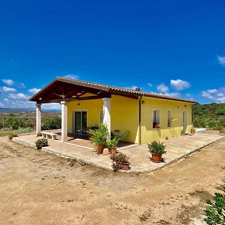 San Leonardo Country House Calangianus Dış mekan fotoğraf